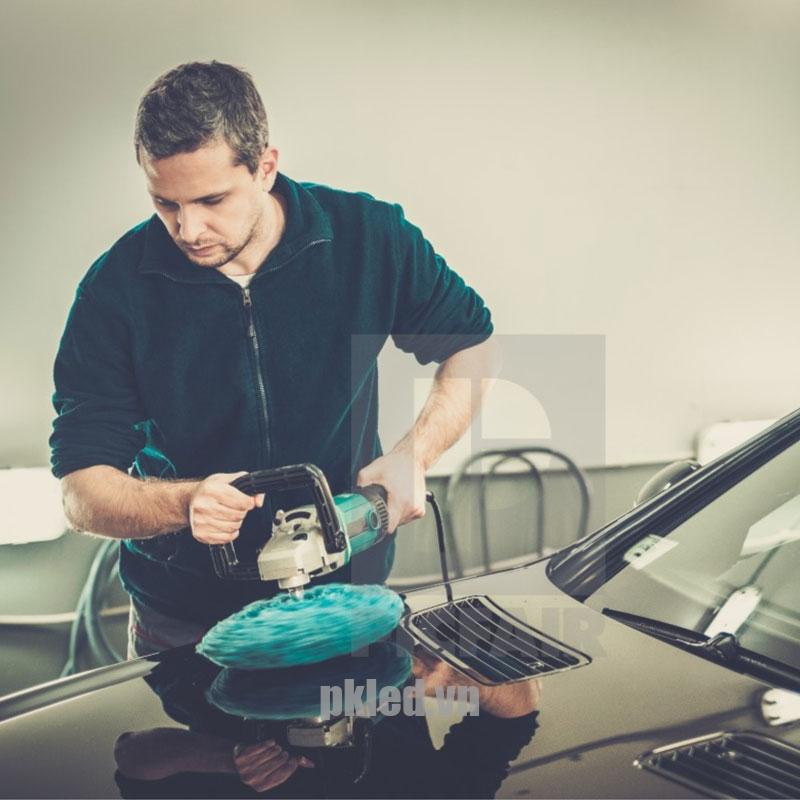 đánh bóng xe ô tô với máy đánh bóng êm đều M616 Muler